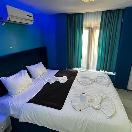 Moon Blue Apartmanhotel