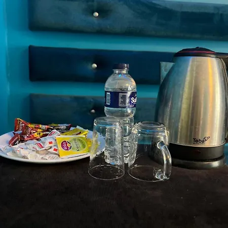 Moon Blue * Istanbulská provincie