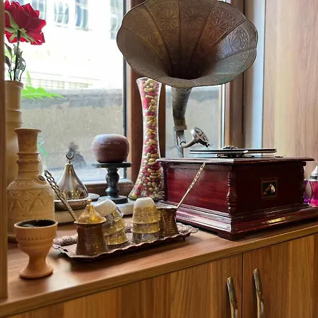 Moon Blue Aparthotel