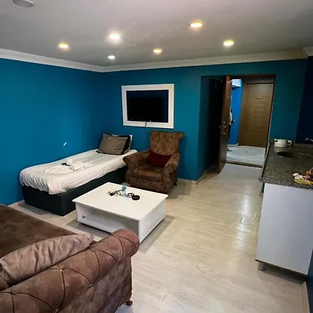 Moon Blue Aparthotel *