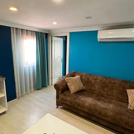 Moon Blue Istanbulská provincie