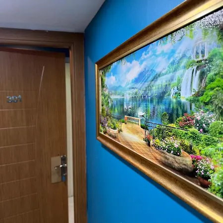 Moon Blue Aparthotel