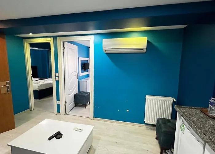 Moon Blue * Istambul