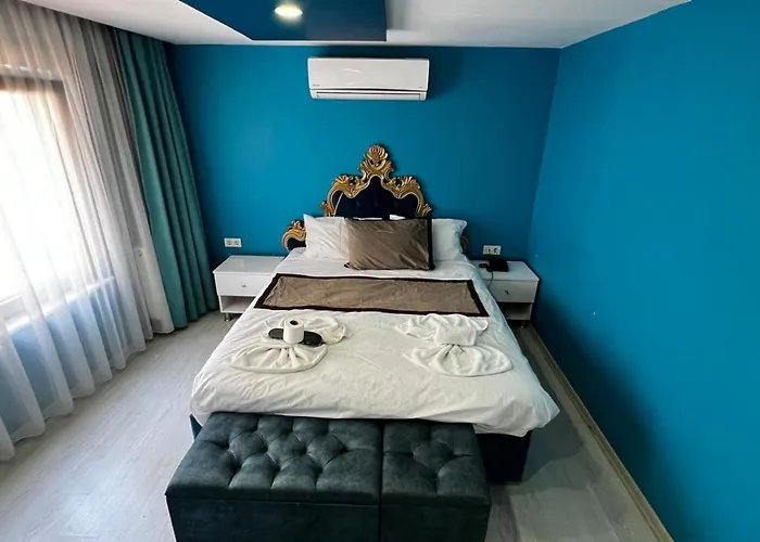 Moon Blue 伊斯坦布尔