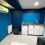 Moon Blue Aparthotel