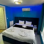 Moon Blue Provincia di Istanbul